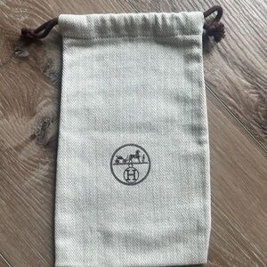 HERMÈS Drawstring Dust Bag - Logo Printed Cotton Pouch